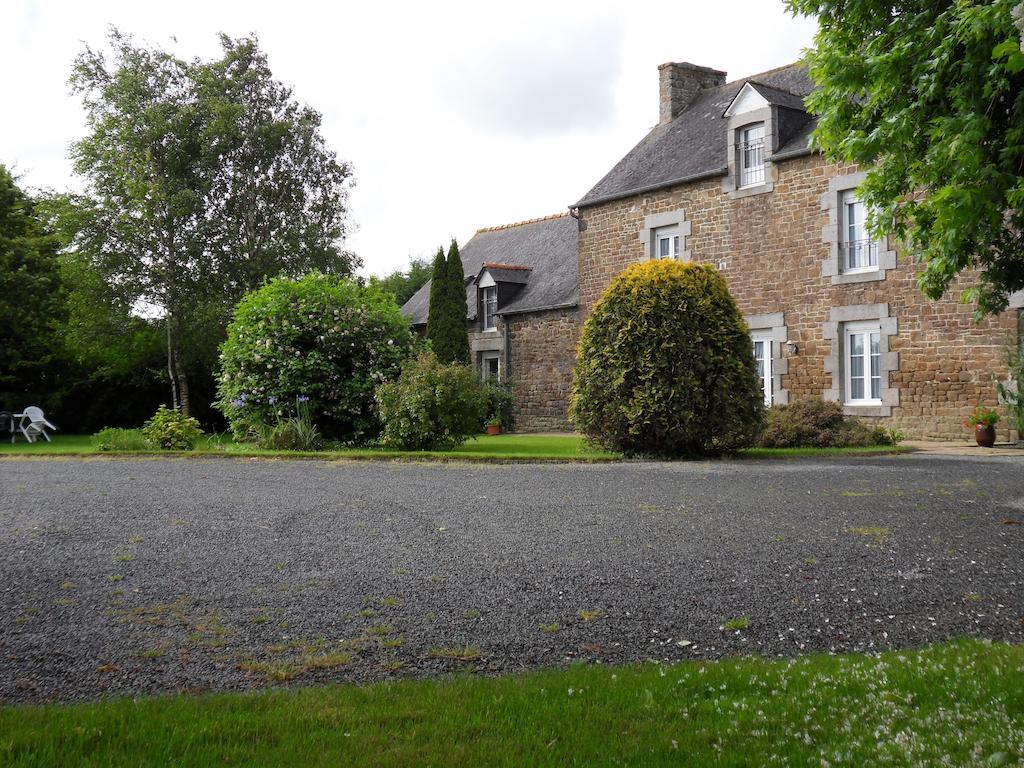 Maison De La Croix Galliot Panzió Cherrueix Kültér fotó