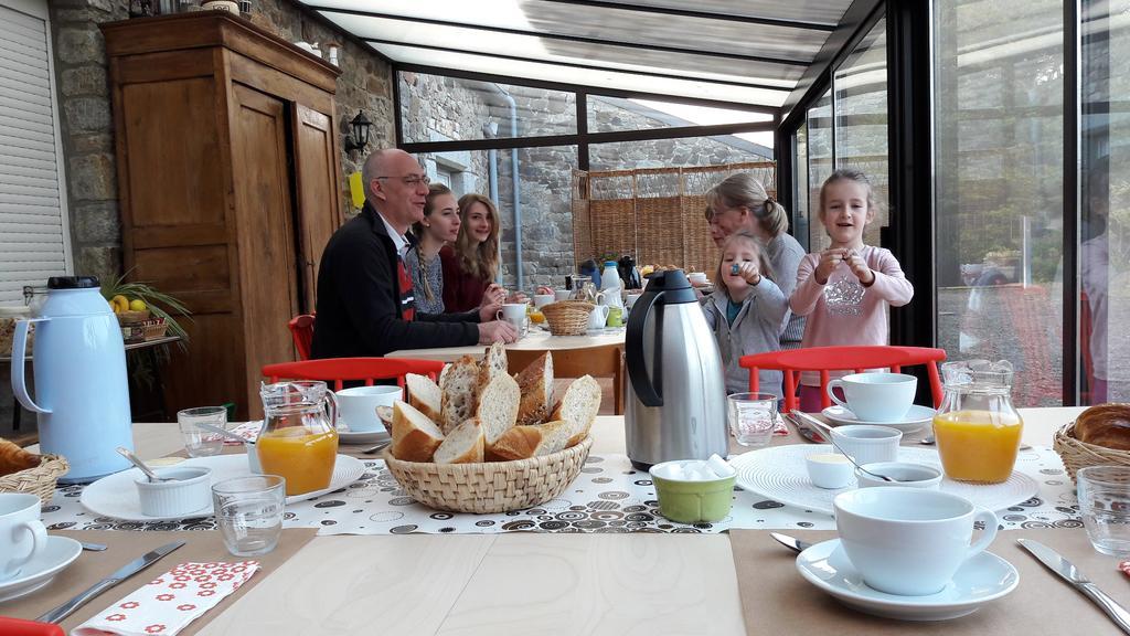 Maison De La Croix Galliot Panzió Cherrueix Kültér fotó