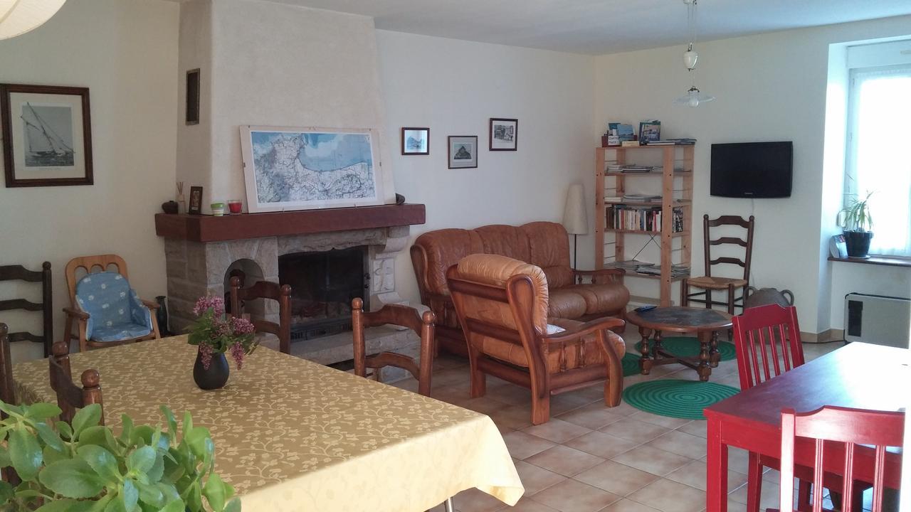 Maison De La Croix Galliot Panzió Cherrueix Kültér fotó